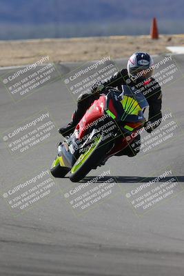 media/Nov-05-2022-SoCal Trackdays (Sat) [[f8d9b725ab]]/Turns 9 and 8 (1050am/